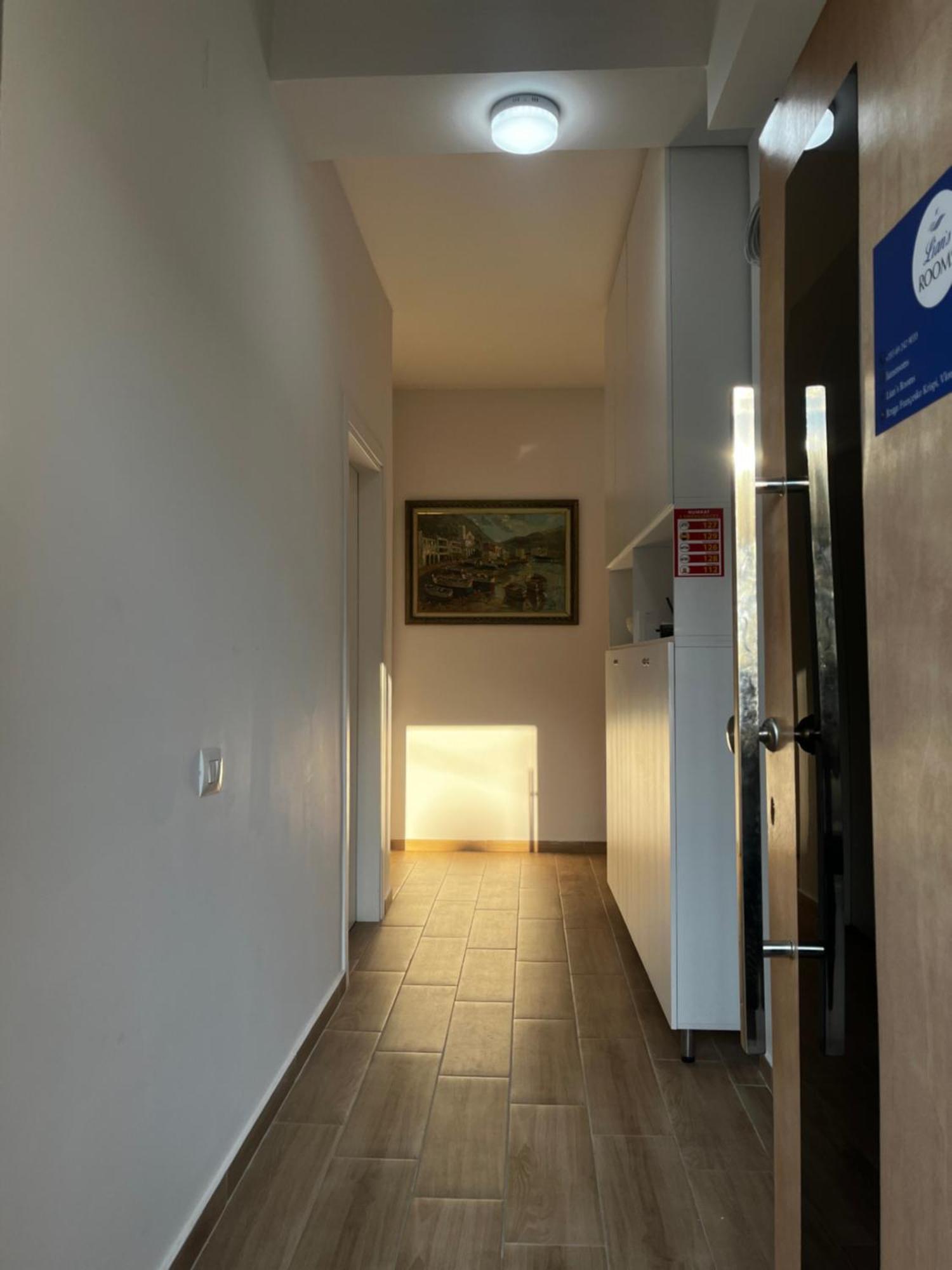 Lian'S Rooms Vlorë Εξωτερικό φωτογραφία