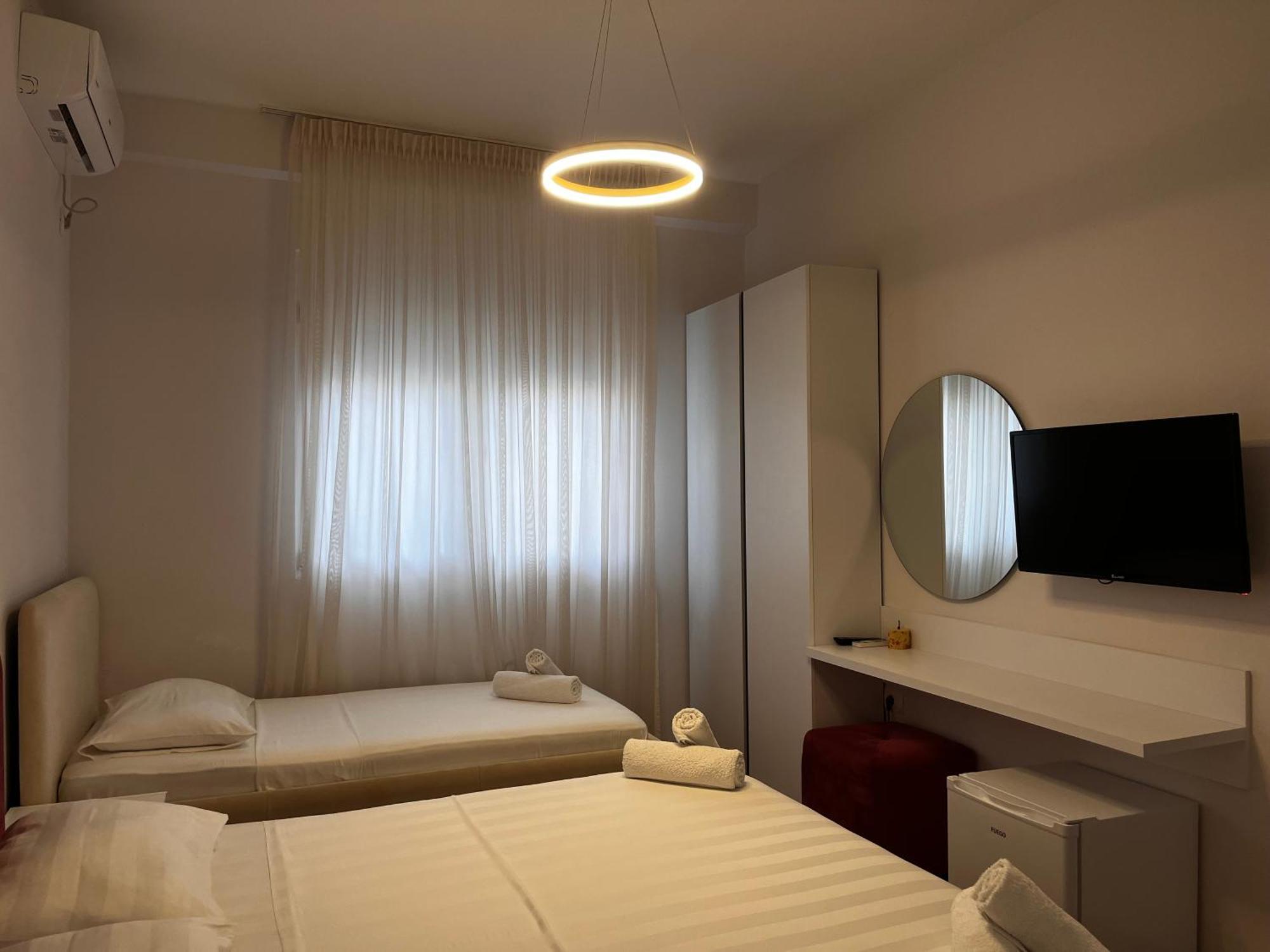 Lian'S Rooms Vlorë Εξωτερικό φωτογραφία