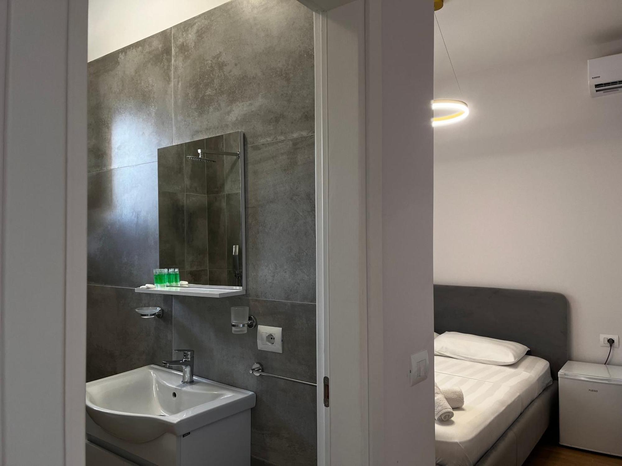 Lian'S Rooms Vlorë Εξωτερικό φωτογραφία
